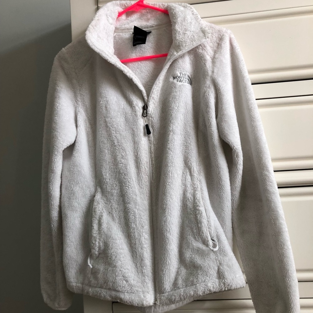 Women’s white North face!!